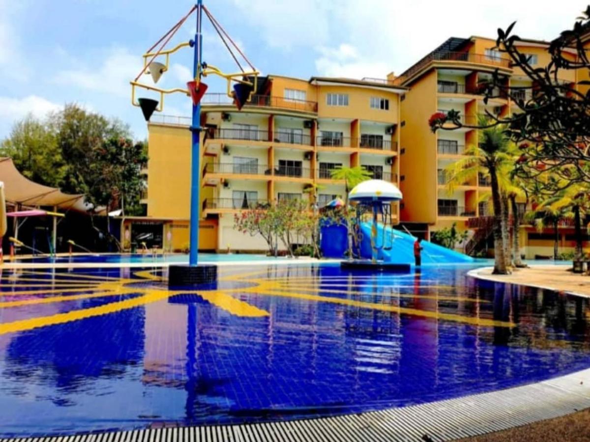 5Pax Gold Coast Morib Resort - Banting Sepang Klia Tanjung Sepat Exterior photo